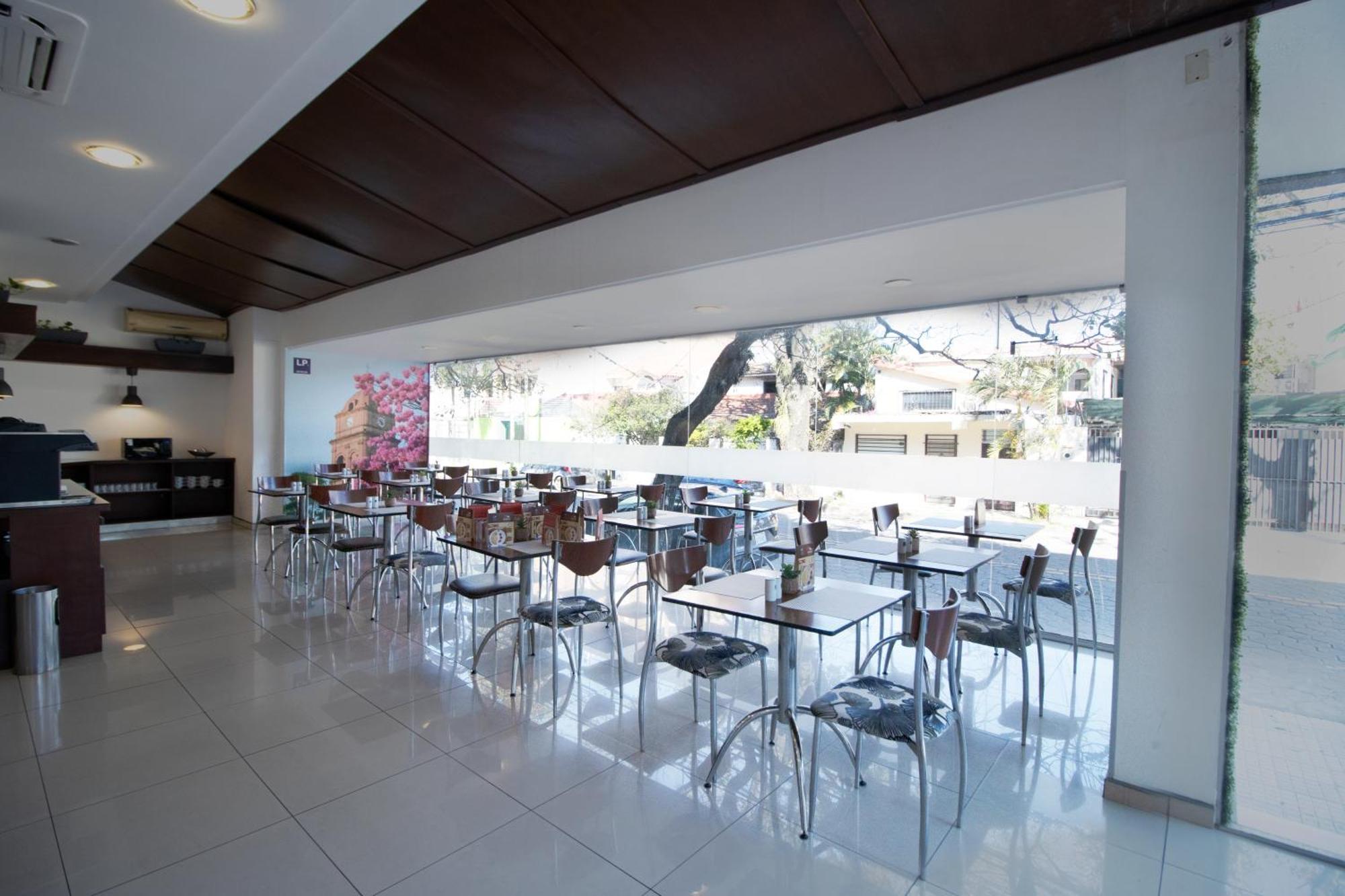 Hotel Lp Santa Cruz Centro Santa Cruz de La Sierra Zewnętrze zdjęcie